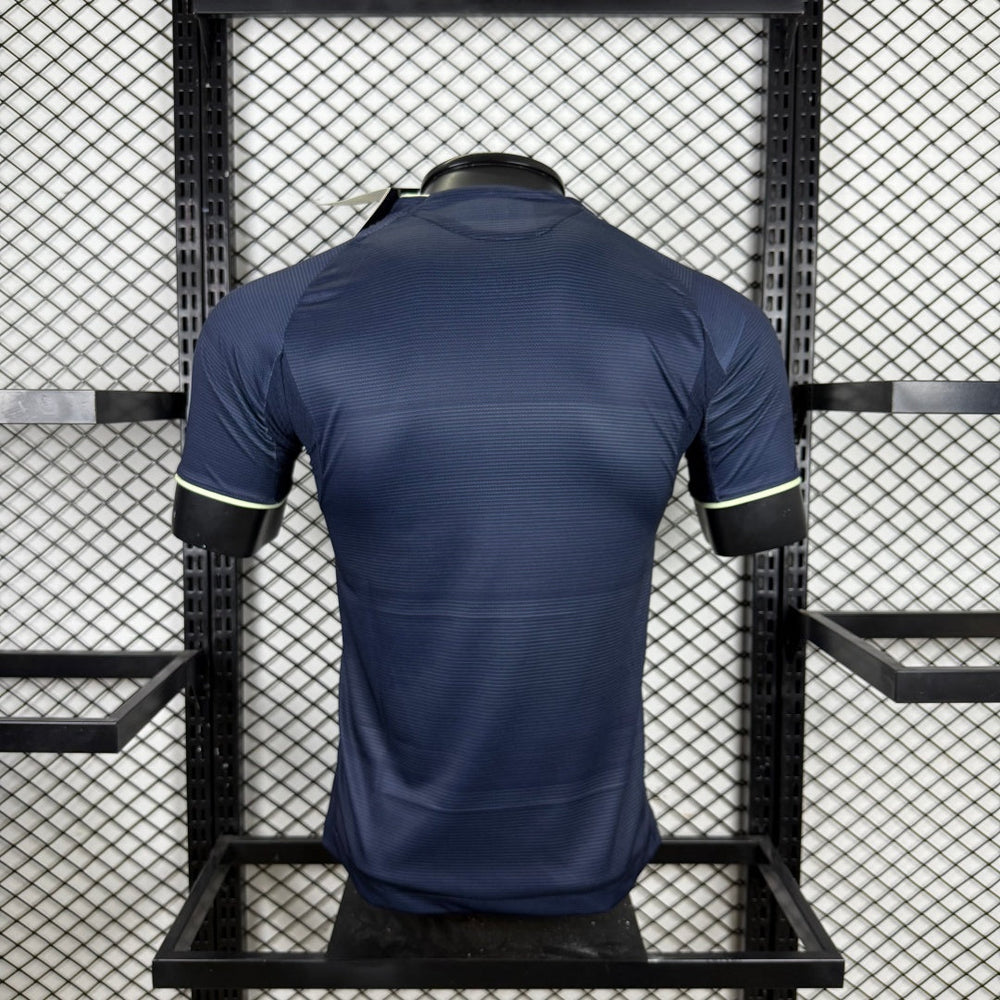 25/26 Maillot Real Madrid Extérieur player
