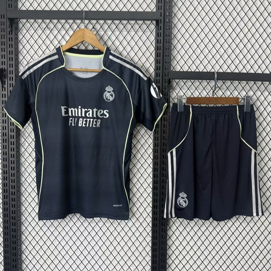Ensemble 25/26 Real Madridl Extérieur Adult